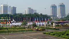 5772299118_4e24e95e95_m